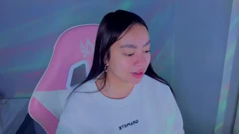 Snapshot of lyavalmont chatting on June 27, 2:49 am lyavalmont online show from June 27, 2:49 am