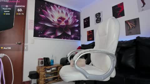 Snapshot of lycoris_ chatting on October 18, 9:37 pm Lycoris online show from October 18, 9:37 pm