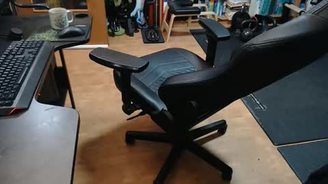 lycraboy123 online show from February 2, 1:21 pm