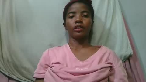 lydie856696 online show from May 26, 4:36 pm