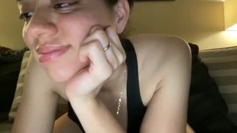 Snapshot of lylajades chatting on January 29, 6:22 am Olivia online show from January 29, 6:22 am