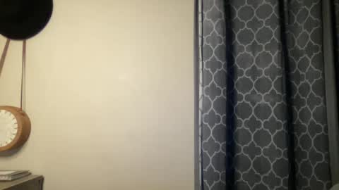 Snapshot of lylajades chatting on February 11, 4:44 am Olivia online show from February 11, 4:44 am