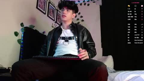 Lyle Bennett Freelance Model online show from March 4, 10:57 am