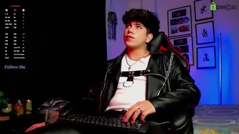 Lyle Bennett Freelance Model online show from November 14, 11:42 am