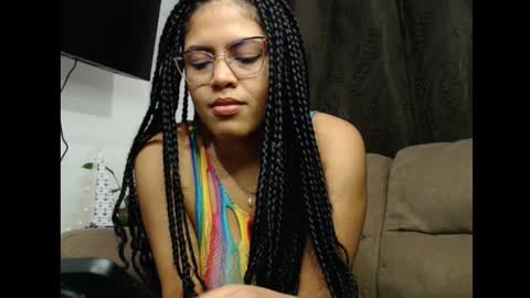 lylii_evans online show from October 4, 12:19 am