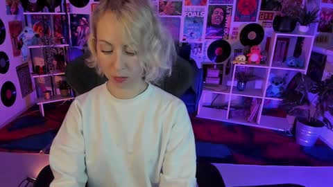 Lylith Skye NO NUDE model online show from December 10, 8:19 am