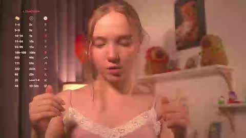 Lyly bambi online show from February 18, 10:14 pm