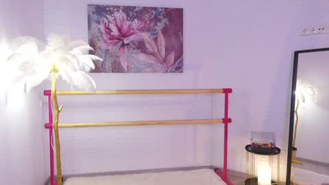 Lyly   online show from January 28, 5:32 am