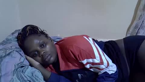 lyn_anna online show from November 12, 8:26 am