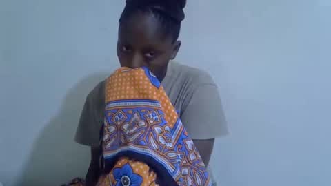 lyn_anna online show from April 14, 3:23 am