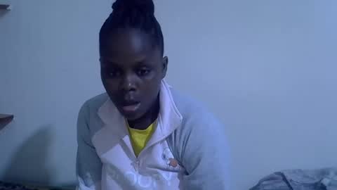 lyn_anna online show from May 16, 1:02 am