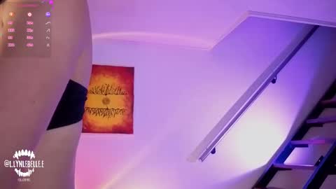 Snapshot of lyn_lebelle chatting on November 11, 11:16 pm Lyn online show from November 11, 11:16 pm