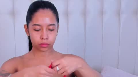 Lyn online show from October 15, 11:10 am