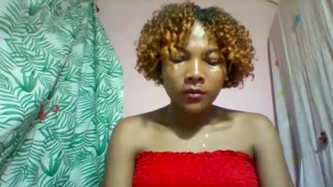 lyndah19 online show from January 9, 1:19 am