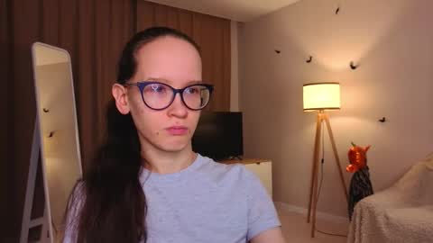 Sara online show from November 23, 4:07 pm