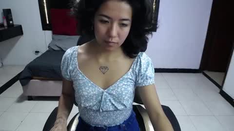 lynn_turner_ online show from April 9, 1:05 pm