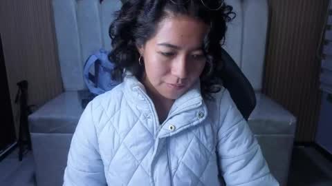 Snapshot of lynn_turner_ chatting on May 18, 12:55 pm lynn_turner_ online show from May 18, 12:55 pm