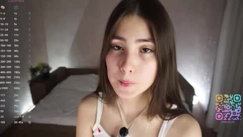 Ellie online show from January 16, 5:28 pm