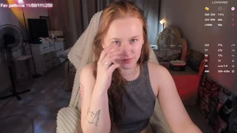 lynne_dawson online show from May 29, 7:23 pm