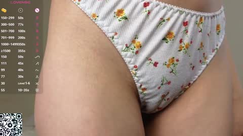 Lola online show from February 6, 8:34 pm