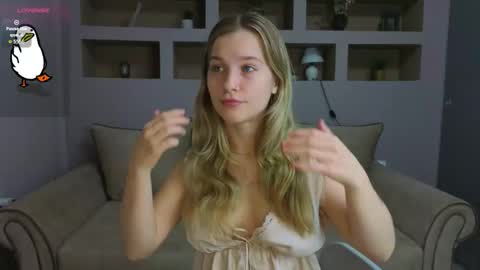 Lynn online show from November 16, 3:17 pm