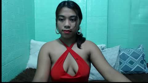 Snapshot of lynskaye2005 chatting on July 11, 9:27 pm Lyn online show from July 11, 9:27 pm