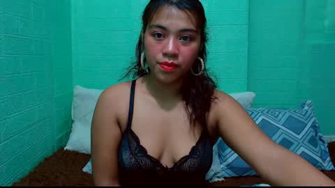 Snapshot of lynskaye2005 chatting on July 20, 8:11 pm Lyn online show from July 20, 8:11 pm