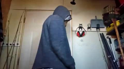 lyonsmausgmail online show from April 19, 11:31 am