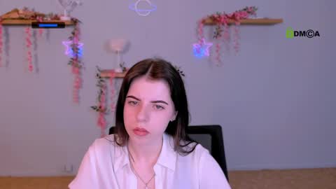 Snapshot of lyra_desire chatting on May 21, 8:32 am lyra_desire online show from May 21, 8:32 am