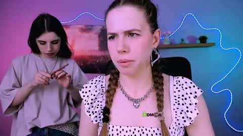 Snapshot of lyra_desire chatting on May 31, 8:32 am lyra_desire online show from May 31, 8:32 am