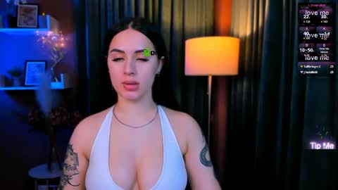 Snapshot of lyra_donna chatting on May 29, 9:13 pm lyra donna online show from May 29, 9:13 pm