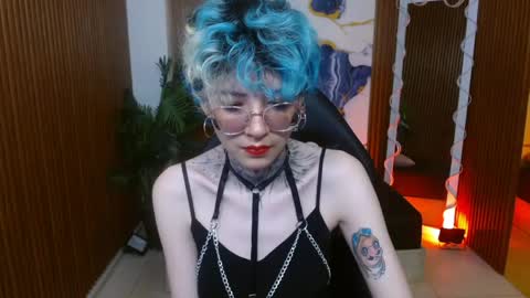 lyra_tay online show from May 9, 7:08 pm
