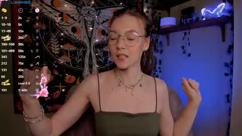 Lyra online show from October 19, 10:38 am