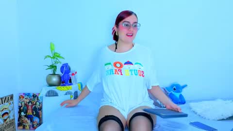 Lyra Carter online show from May 25, 11:22 pm