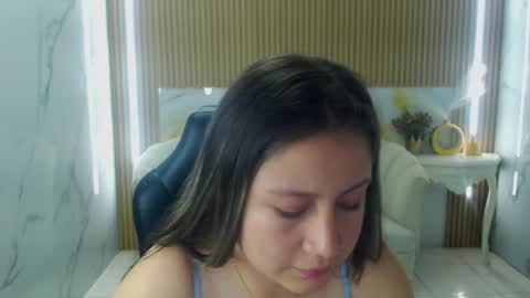 Snapshot of lyrafrost_s chatting on May 23, 12:31 pm lyrafrost_s online show from May 23, 12:31 pm