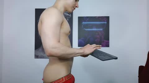 Snapshot of lysan_corv chatting on April 18, 5:17 pm Lysan online show from April 18, 5:17 pm
