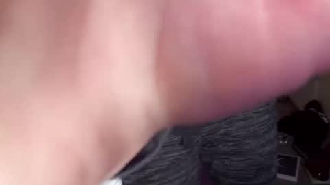 Snapshot of lyssx0 chatting on February 11, 9:14 am Lyss online show from February 11, 9:14 am