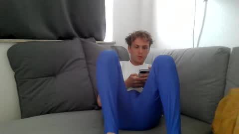 lzpboy online show from June 1, 3:58 pm