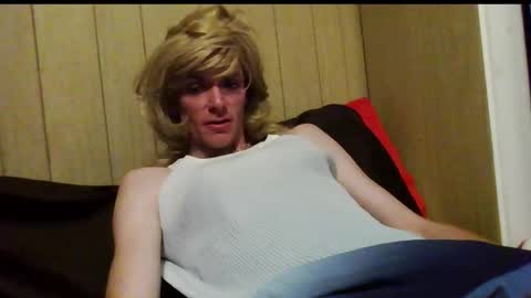 Snapshot of m19261 chatting on March 27, 8:09 am Even online show from March 27, 8:09 am