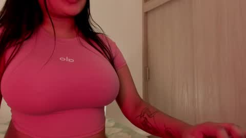 Emilia  online show from July 15, 5:29 pm
