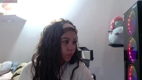 Snapshot of m1la_18 chatting on May 24, 7:24 am mila online show from May 24, 7:24 am