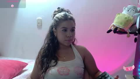 Snapshot of m1la_18 chatting on May 30, 3:47 am mila online show from May 30, 3:47 am