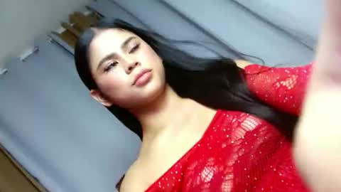 Snapshot of m4dis0nxxxx chatting on December 16, 11:48 am maddison online show from December 16, 11:48 am