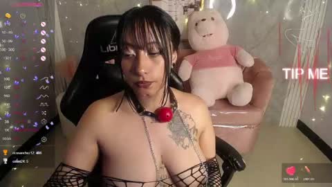 Snapshot of m_eris_s chatting on June 6, 1:21 am Eris online show from June 6, 1:21 am