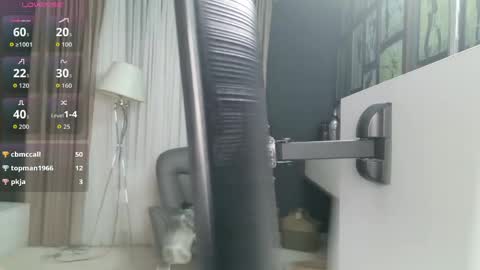 Snapshot of mabelvell chatting on April 18, 7:07 pm Mabel online show from April 18, 7:07 pm