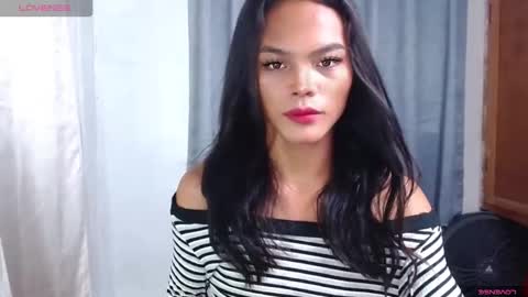 Snapshot of mabuhay_lola chatting on May 5, 8:33 am Divina online show from May 5, 8:33 am