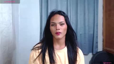 Snapshot of mabuhay_lola chatting on May 7, 1:16 pm Divina online show from May 7, 1:16 pm