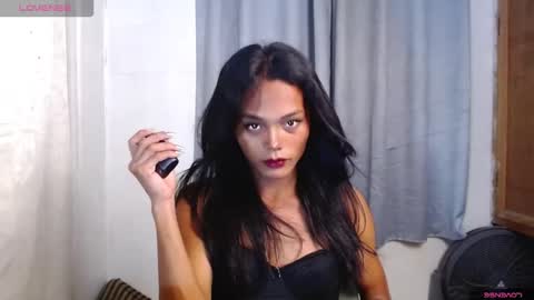 Snapshot of mabuhay_lola chatting on May 25, 10:43 am Divina online show from May 25, 10:43 am