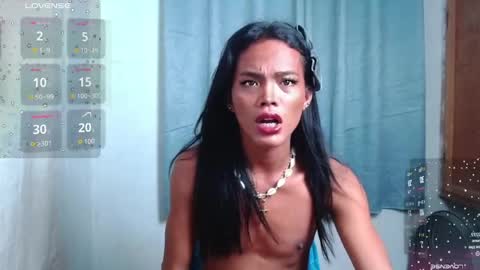 Snapshot of mabuhay_lola chatting on May 30, 2:52 am Divina online show from May 30, 2:52 am