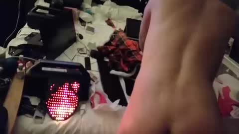 mac1119 online show from February 11, 7:57 am